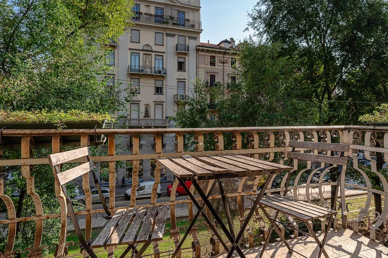 Classbnb - Apartment With Balcony Near The City Center Milan