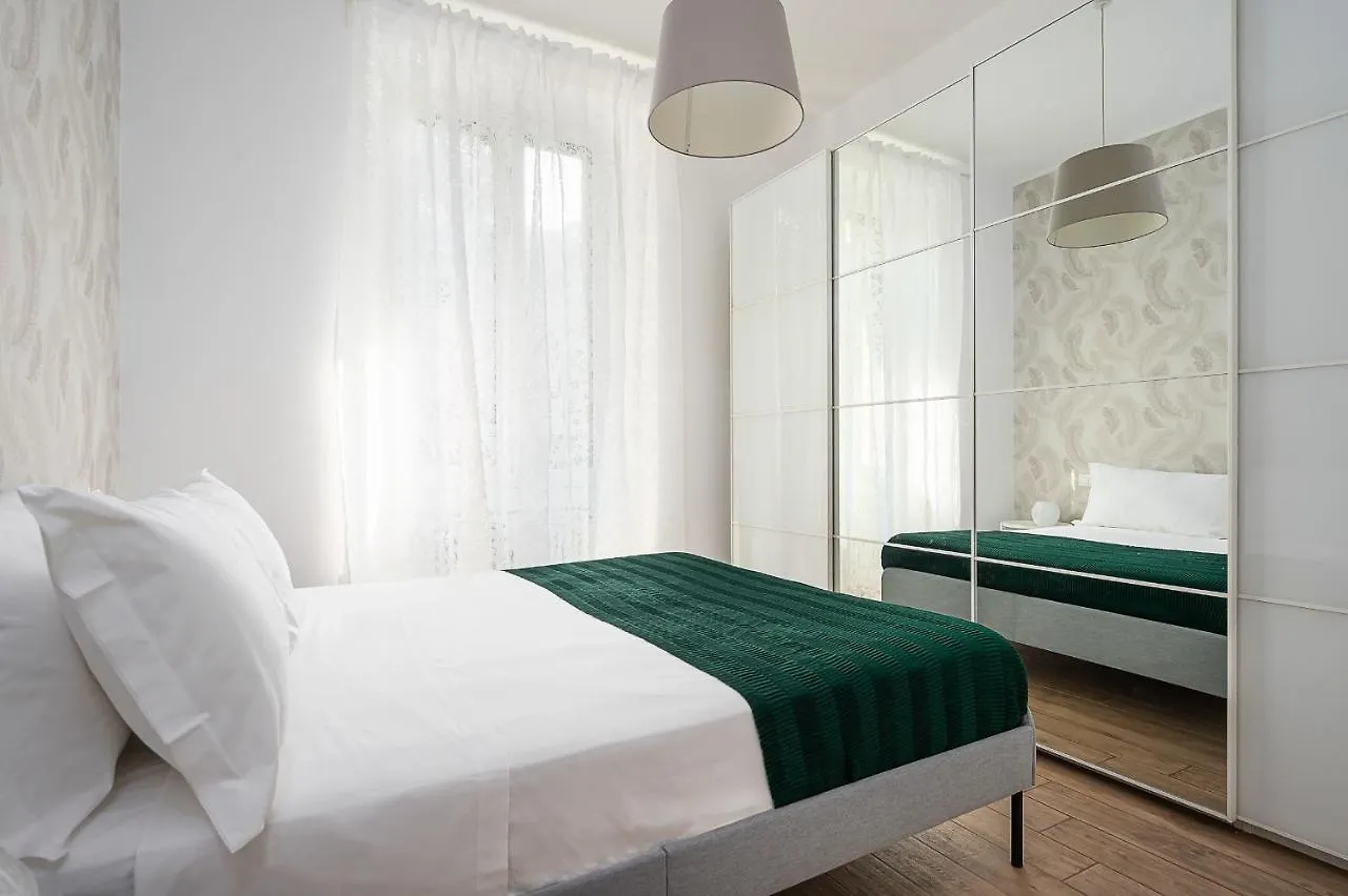 Classbnb - Apartment With Balcony Near The City Center Milan